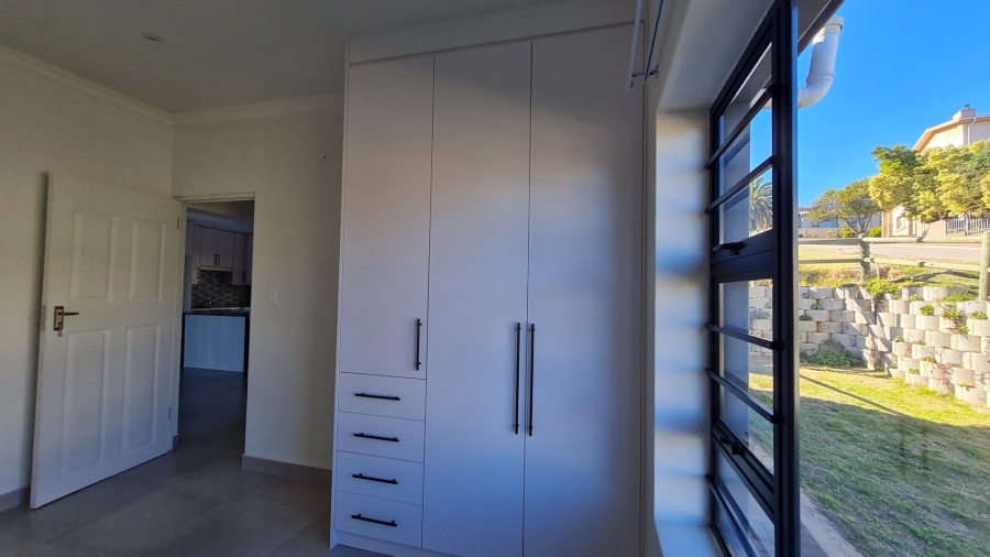 3 Bedroom Property for Sale in Dana Bay Western Cape